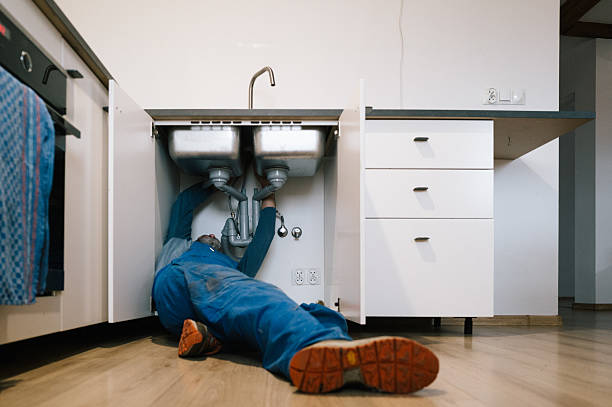 Professional Leak Detection technician working in Rossville, PA